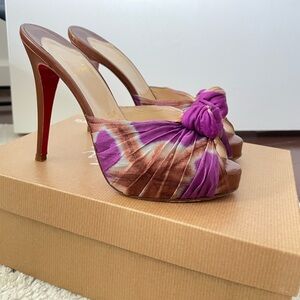 Christian Louboutin Madeleine - Size 38
